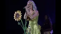 Kemeriahan Konser Prismatic World Tour Katy Perry (Foto: Instagram @itschikaa)
