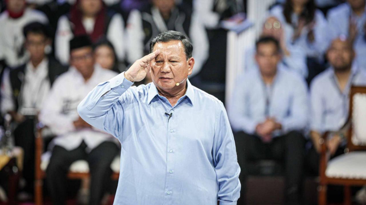 Capres yang merangkap juga sebagai Menteri Pertahanan (Menhan) itu juga mengaku saat ini sedang membangun sejumlah kampus dan rumah sakit.