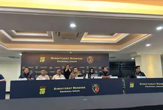 Polda Metro Jaya menggelar konferensi pers terkait pengungkapan kasus tindak pidana perdagangan orang (TPPO) di Jakarta. (Dok. Antara)