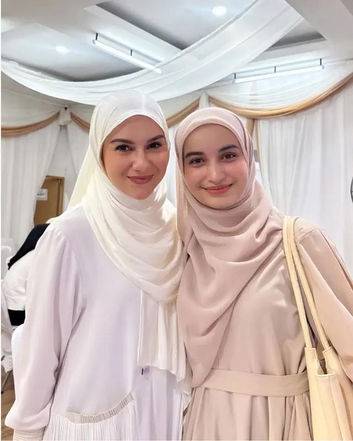 6 Potret Tamu Artis di Acara Tasyakuran Rumah Baru Irish Bella dan Haldy Sabri