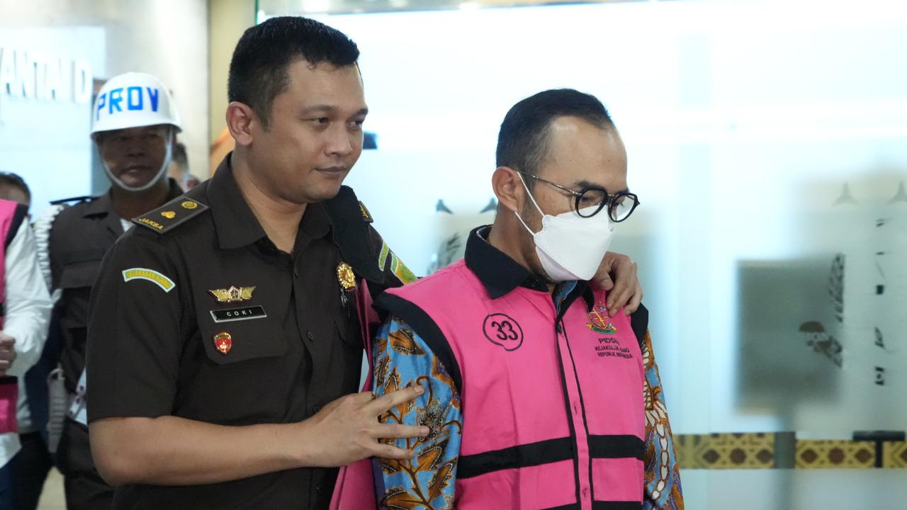 VIDEO: Kejutan! Temuan Kejagung Geledah Tujuh Lokasi Kasus Korupsi Rp 193,7 Triliun Pertamina Niaga