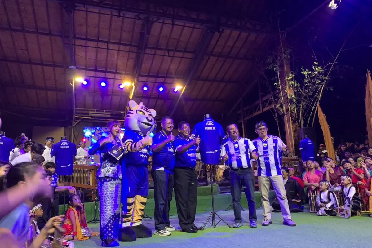 Resmi! Mariano Peralta Berseragam Persib Hingga 2028