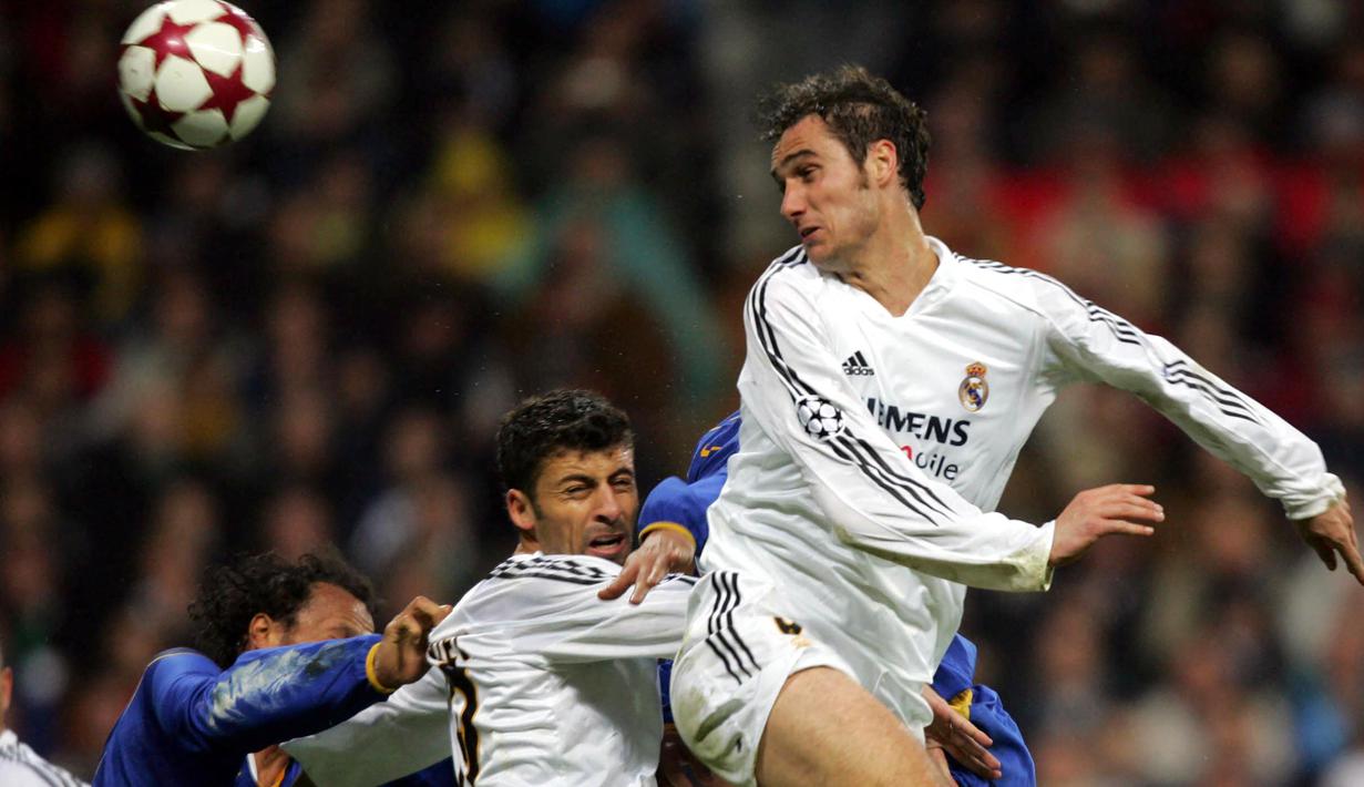 Ivan Helguera. Bersama Real Madrid di Liga Champions, ia mampu mencetak 15 gol dari 81 pertandingan. Ia memperkuat Los Blancos selama 8 musim, mulai 1999/2000 hingga 2006/2007. Ia pensiun pada akhir 2008 bersama Valencia, saat kontraknya diputus meski tersisa 2 tahun. (Foto: AFP/Carmelo Rubio)