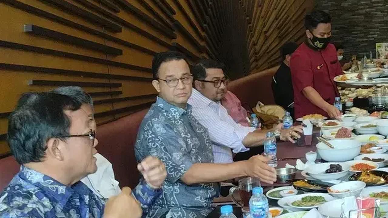 Oleh sebab itu, Anies menduga ada alat negara yang sengaja digunakan untuk mengintimidasi pihak-pihak yang membantu pencalonannya sebagai capres untuk Pilpres 2024.<br><br>