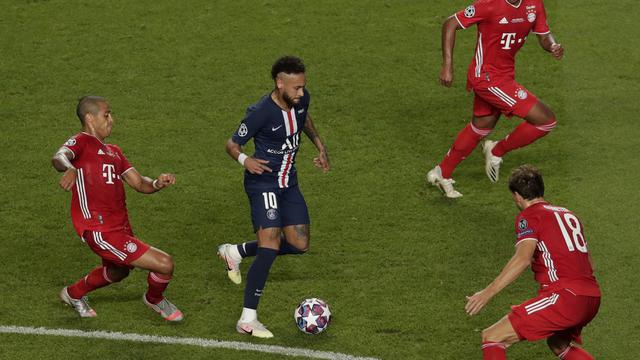 Kalahkan PSG, Bayern Munchen Angkat Trofi Liga Champions