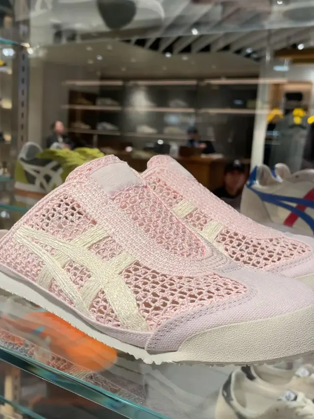 Lebih dari Mexico 66, Jelajahi Surga Sepatu Onitsuka Tiger Terlengkap di Singapura