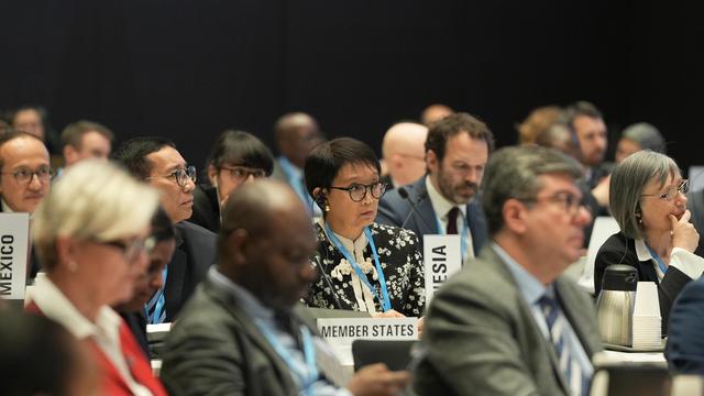 Menteri Luar Negeri RI (Menlu RI) Retno Marsudi dalam Pertemuan Khusus Executive Board WHO soal situasi Gaza yang diselenggarakan di Jenewa, Swiss, Minggu (10/12/2023). (Dok: Kemlu RI)