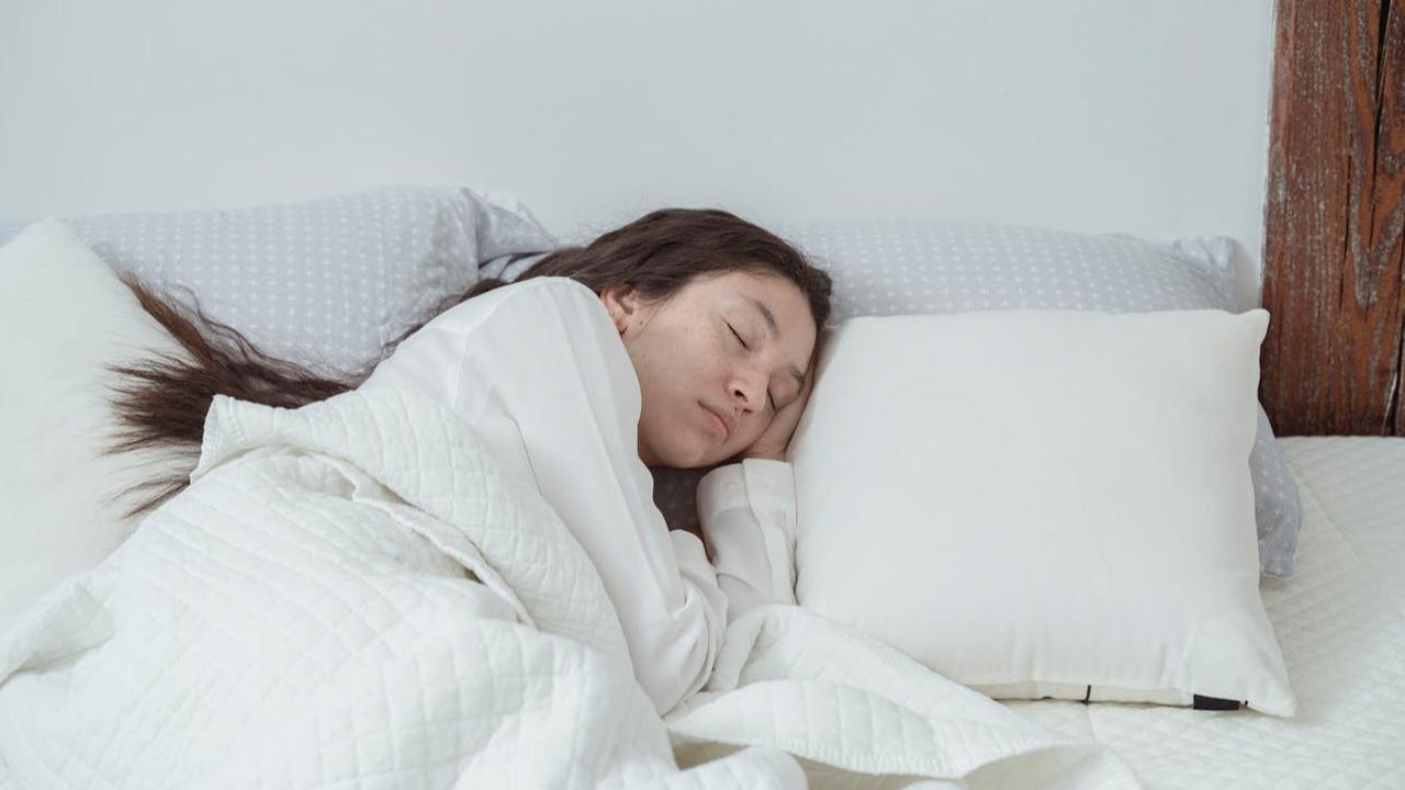 Ilustrasi Tidur Cukup