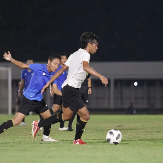 5 Potret Ady Setiawan saat Latihan Bersama Timnas, Gelandang Persebaya