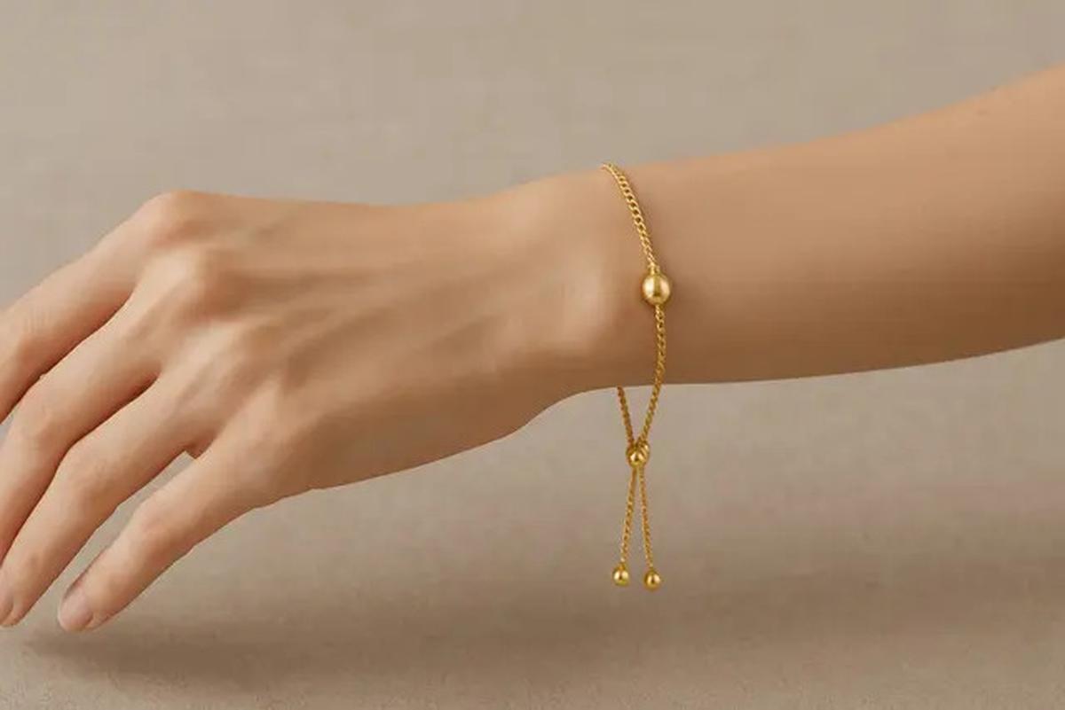 Tennis Bracelet hingga Beaded, Inspirasi Gelang Manis untuk Pergelangan Mungil