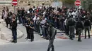Pasukan Pertahanan Israel (IDF) sebelumnya diberitakan melarang warga Palestina memasuki Masjid Al-Aqsa di Yerusalem Timur yang diduduki. (AHMAD GHARABLI/AFP)