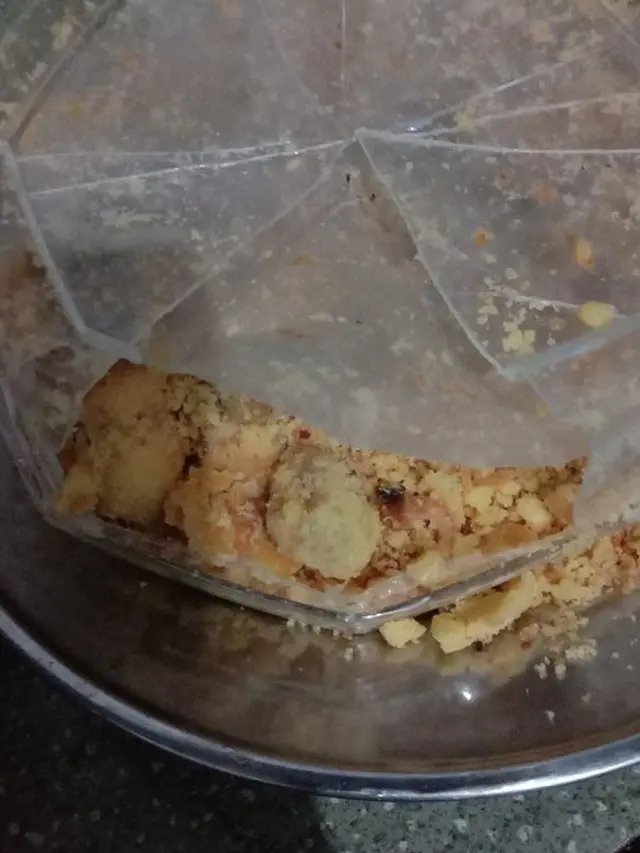 6 Potret Kue Kering Hancur Efek Pengiriman Jauh Ini Bikin Kecewa