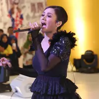 Setelah lima tahun, Mulan Jameela akhirnya kembali merilis album. Rabu, (2/5/2018) Mulan merilis album baru berjudul 99 Volume 2 Patience. (Nurwahyunan/Bintang.com)