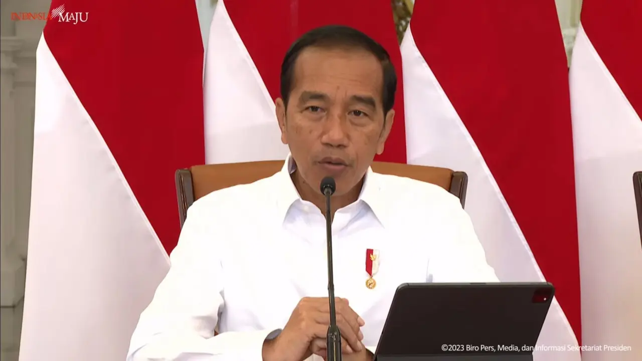 Presiden Joko Widodo atau Jokowi dalam konferensi pers Rancangan Undang-Undang Perlindungan Pekerja Rumah Tangga (RUU PPRT) dalam YouTube Sekretariat Presiden, Rabu (18/1/2023).