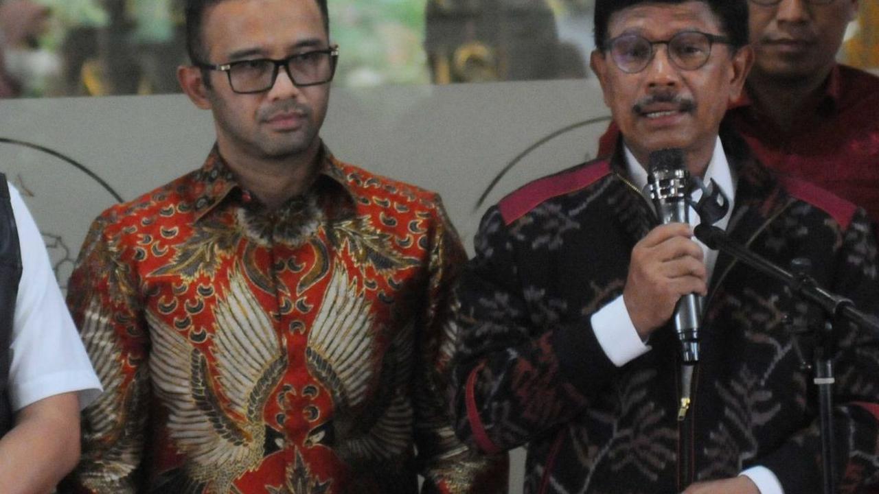 "Pada prinsipnya Pak JGP bersedia menjadi JC," kata kuasa hukum Johnny Plate, Achmad Cholidin dalam keterangan tertulisnya, Senin (12/6).