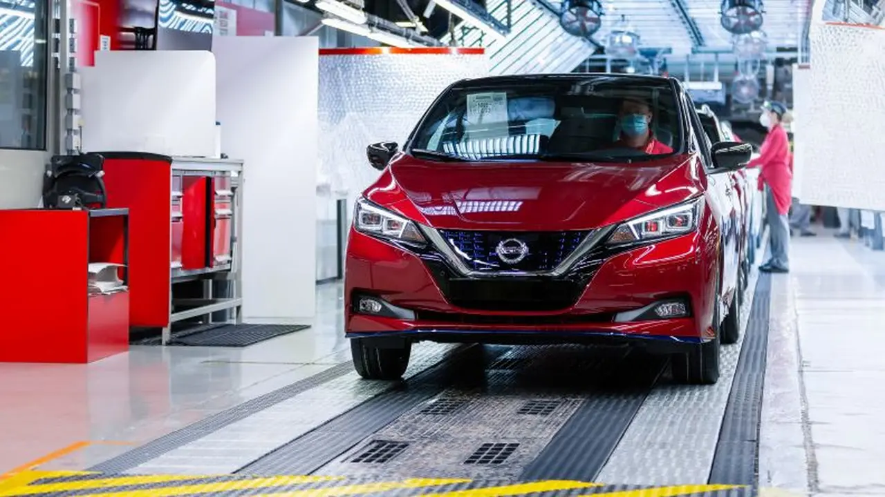 Nissan Rayakan Produksi Setengah Juta Leaf (Paultan)