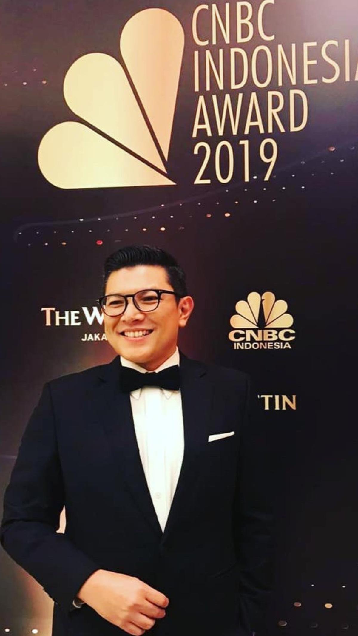 Fito merupakan alumni jurusan akuntansi&nbsp;Fakultas Ekonomi Universitas Indonesia. Ia pernah menjadi&nbsp;wakil ketua OSIS di SMP 3 Depok dan di SMA 1 Bogor.