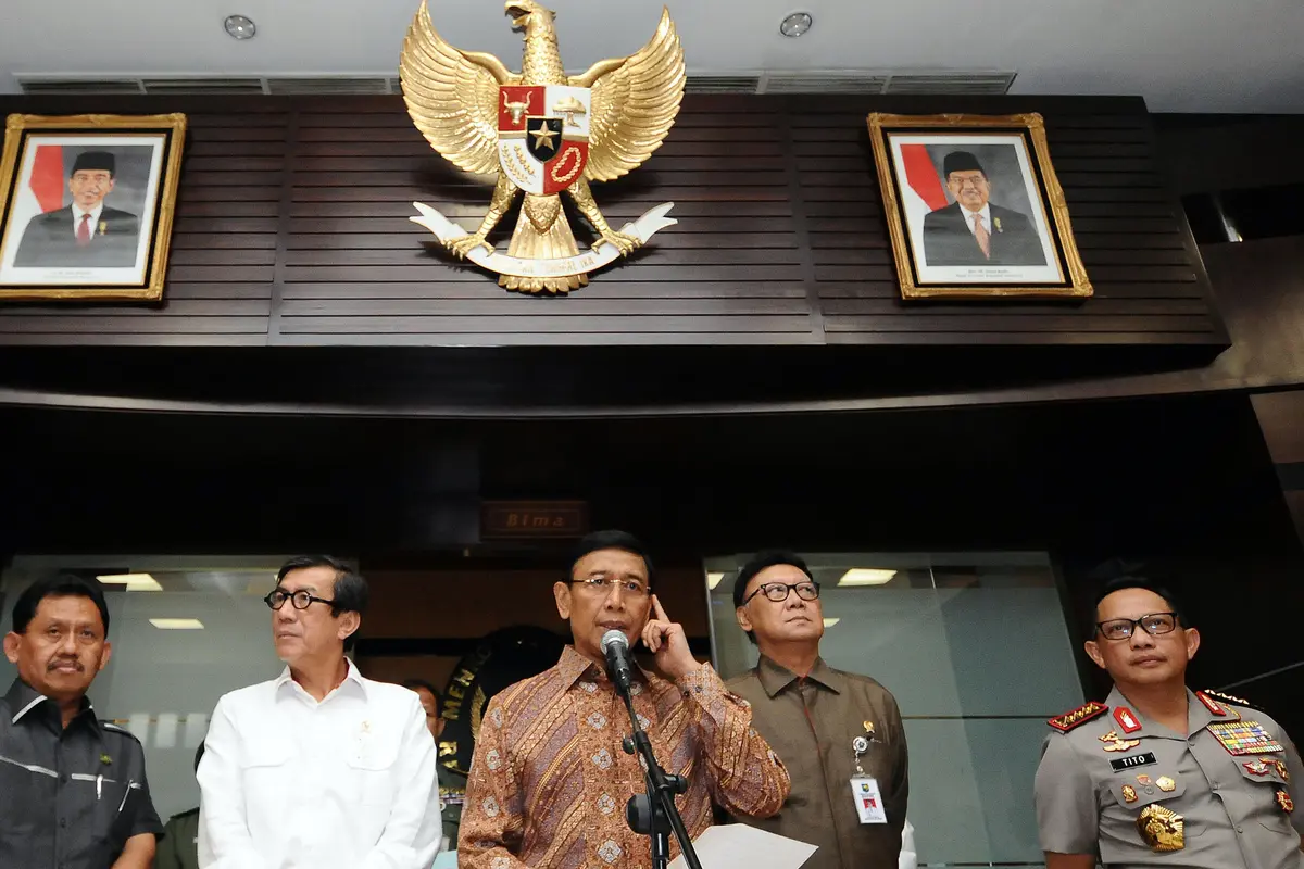 20170508-Terkait HTI, Menkopolhukam Bacakan Pernyataan Pemerintah-Tebe