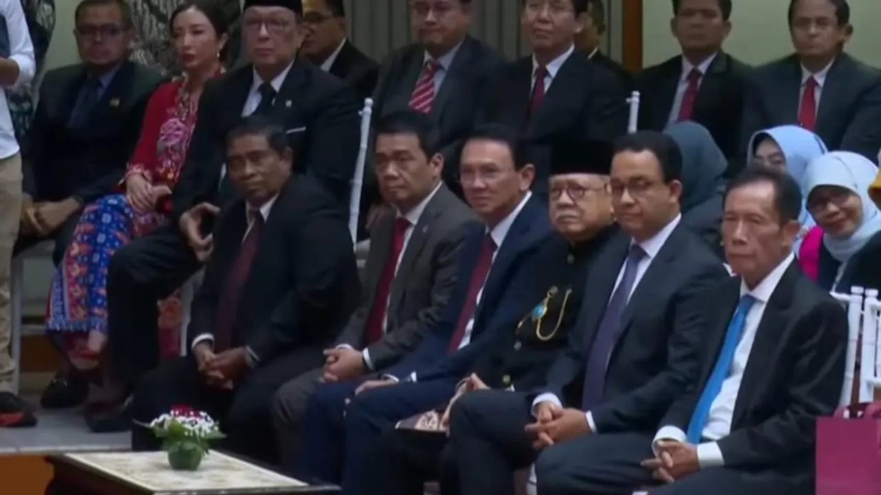Sejumlah mantan gubernur dan wakil gubernur Jakarta menghadiri serah terima jabatan gubernur Jakarta ke Pramono Anung-Rano Karno, Kamis (20/2/2025).