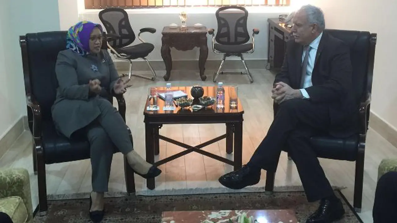 Menlu Retno dan Menlu Palestina