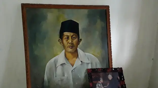 Lukisan Slamet Gandha Wijaya, tokoh pergerakan Banyumas yang juga berkawan dengan Tan Malaka. (Foto: Liputan6.com/Muhamad Ridlo)