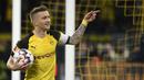 Marco Reus (Dortmund) - Reus baru tampil 19 kali bersama Dortmund di musim ini. Namun, pemain berusia 30 tahun ini telah menyumbangkan 11 gol untuk Dortmund di kompetisi Bundesliga 2019/20. (AFP/Ina Fassbender)