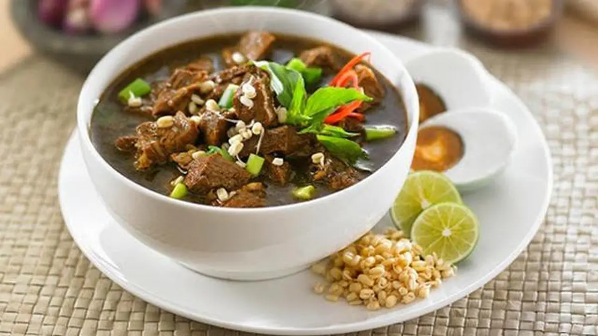 048100200_1588325749-030607000_1467613172-rawon-setan.jpg
