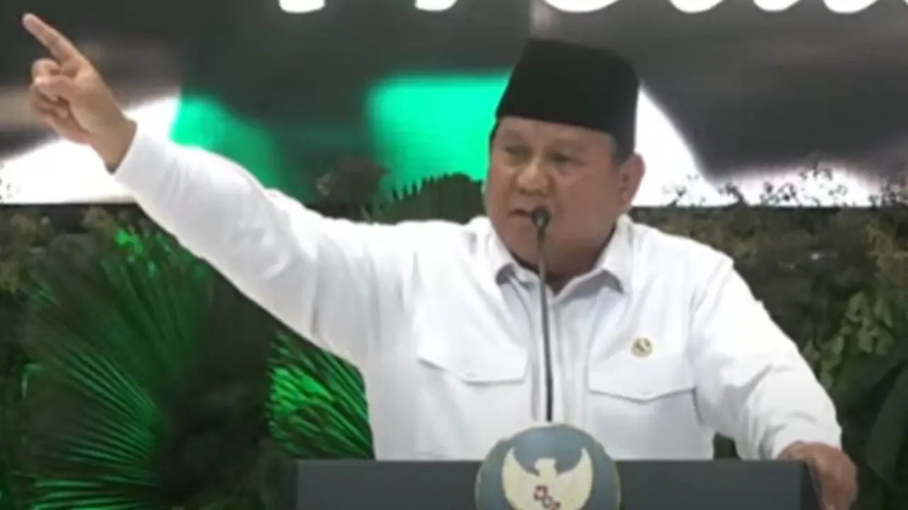 Prabowo Protes Cangkir Malah Diisi Teh di Harlah PKB