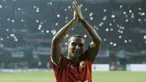 Striker Persija, Bruno Lopes, melakukan selebrasi usai mencetak gol ke gawang Bhayangkara FC pada laga Liga 1 di Stadion Patriot Bekasi, Jawa Barat, Sabtu (29/7/2017). Persija menang 1-0 atas Bhayangkara FC. (Bola.com/M Iqbal Ichsan)