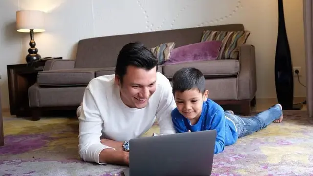 [Fimela] Christian Sugiono dan Titi Kamal