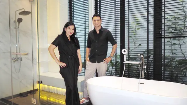 Titi Kamal dan Christian Sugiono. (Foto: Dok. Instagram @titi_kamall)