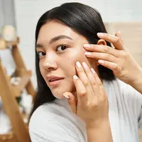 Muncul jerawat hingga eksim akibat stres? Simak 3 langkah sederhana untuk atasinya. [Dok/iStyle].