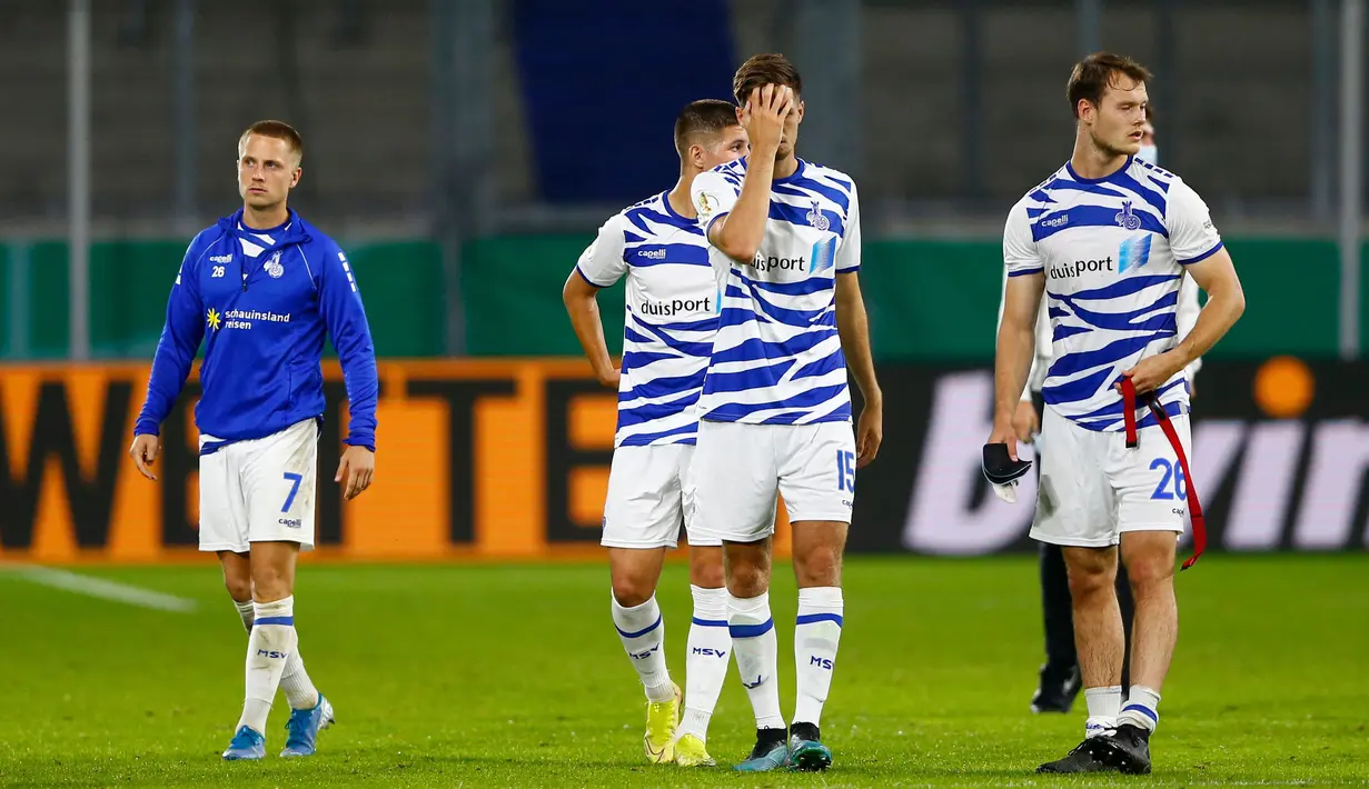 MSV Duisburg - Klub asal Jerman ini memang tak setenar Borussia Dortmund atau Bayern Munchen. Tapi klub berjuluk Die Zebras ini pernah menjadi runner-up Bundesliga pada musim 1963/1964 dan sempat empat kali mencicipi babak final DFB-Pokal. (AFP/Thilo Schmuelgen/Pool)
