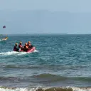 Berenang Pagi di Pantai Karangnaya, Wisatawan Jakarta Mendadak Hilang