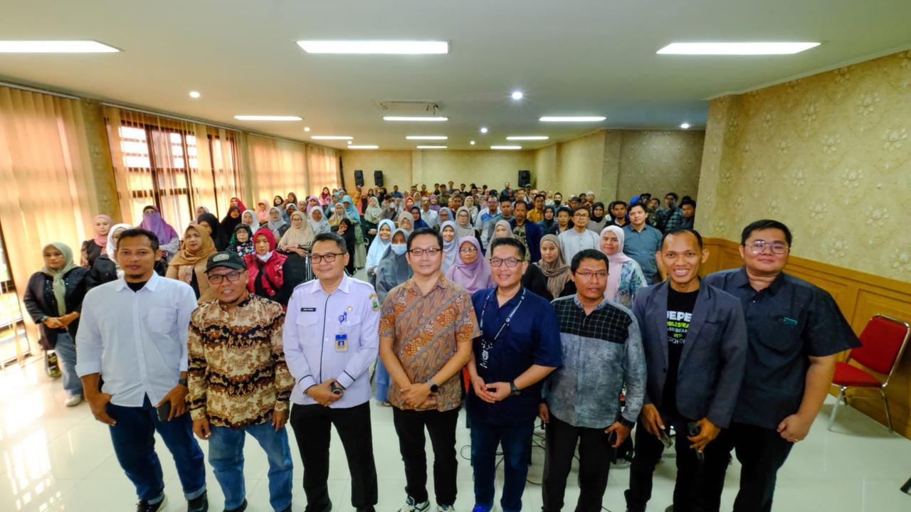 Pemerintah Provinsi Banten memberikan apresiasi kepada komunitas dan PT Trans Digital Cemerlang atau TDC atas kontribusinya dalam pemberdayaan UMKM. (Istimewa)