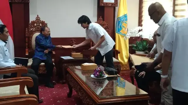 Pengurus Besar Akuatik Indonesia (PB AI) Pusat bersama PB AI Provinsi Bali melakukan kunjungan dan audiensi resmi dengan Gubernur Bali Wayan Koster