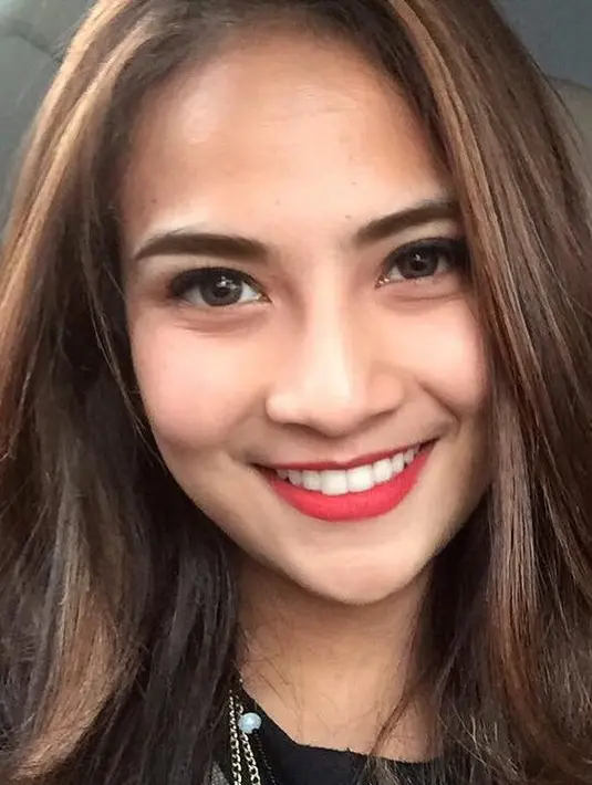 (Instagram/vanessaangelofficial)