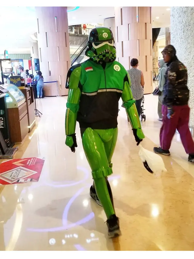 Gaya Kocak Driver Ojek Online Saat Usaha Cari Penumpang Ini Bikin Tepuk Jidat
