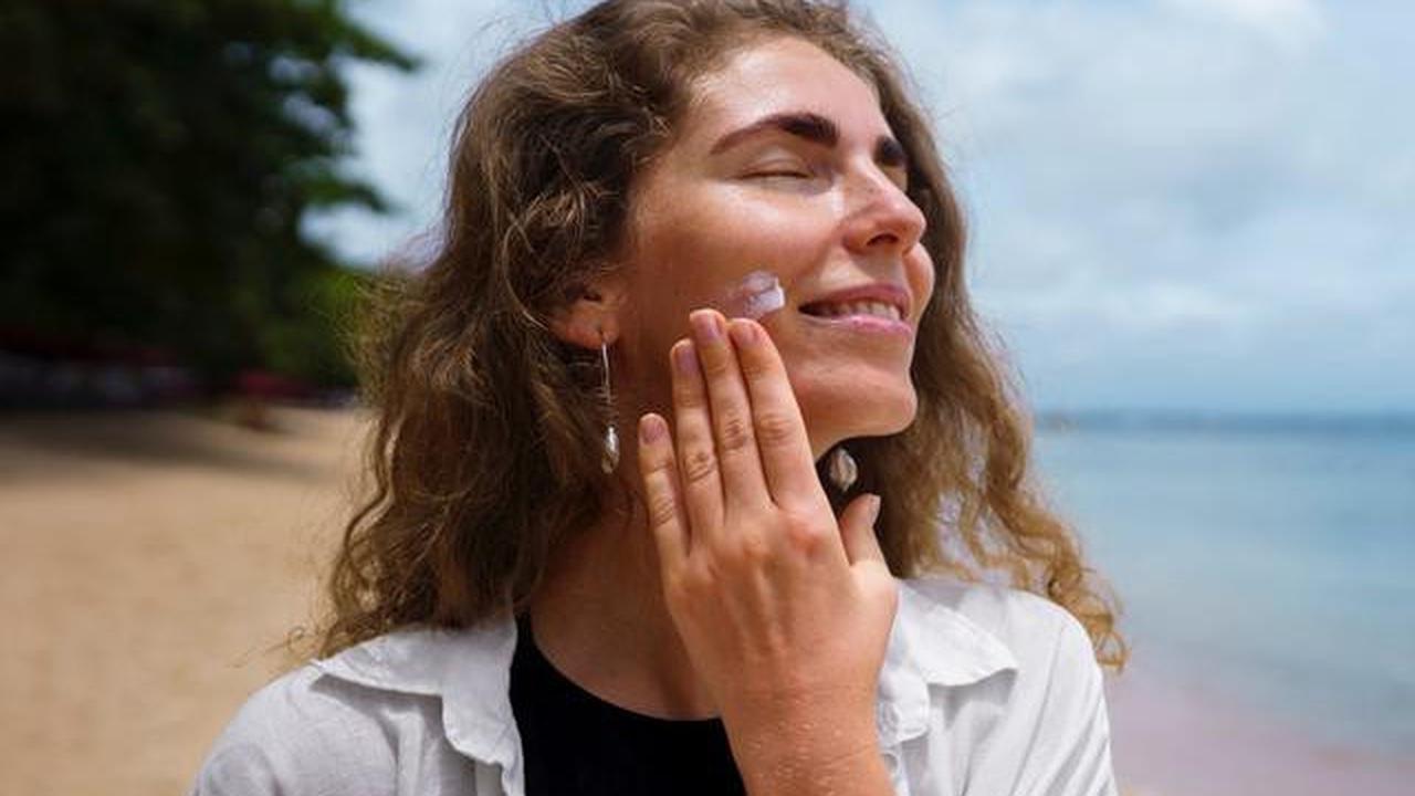 13 Kesalahan dalam Memakai Sunscreen yang Bikin Kulit Tetap Terpapar UV