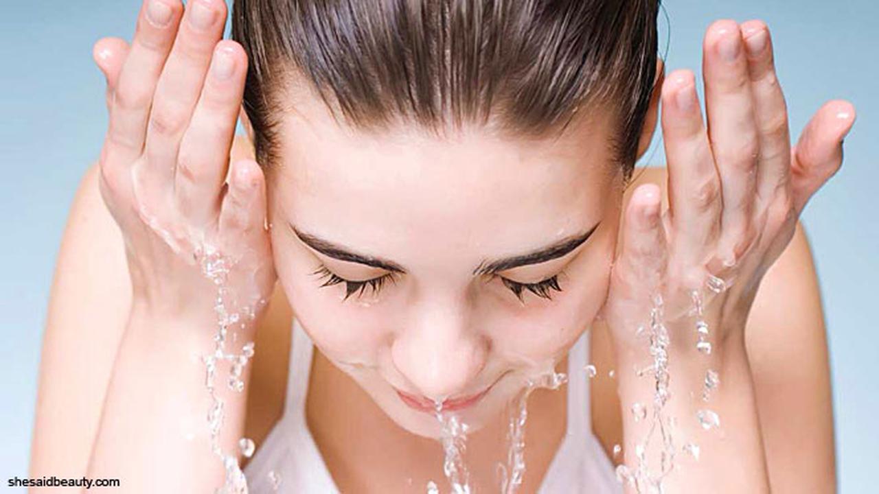 membersihkan-wajah-131113b.jpg
