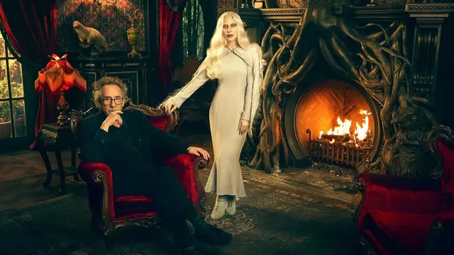 Tampilan Horor Lady Gaga Jadi Hantu Cantik Bergaun Putih di Wednesday Season 2