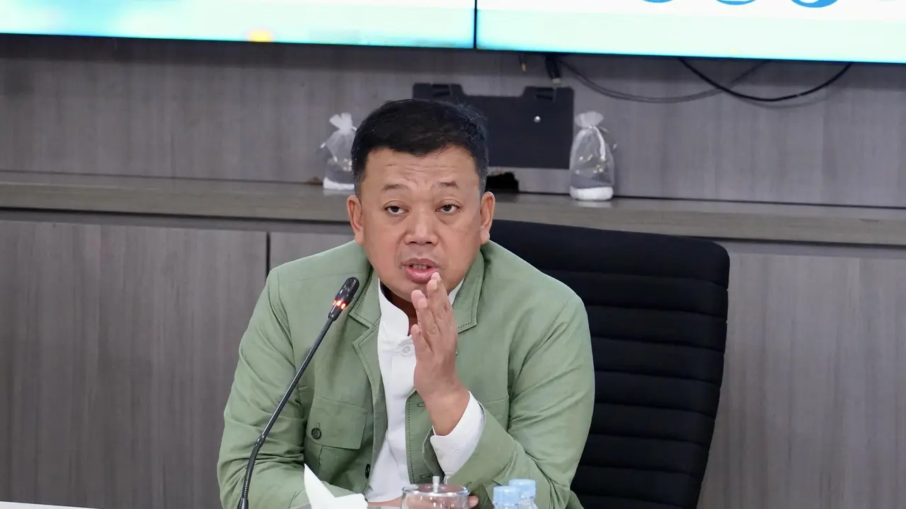 Menteri Nusron