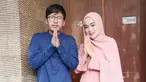 Ayus Sabyan dan Istri (Sumber: Instagram//ririe_fairus/)