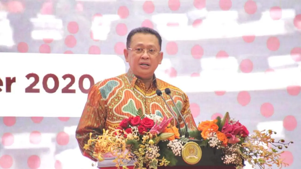 Bamsoet usai membuka Konferensi Nasional II Etika Kehidupan Berbangsa di MPR RI
