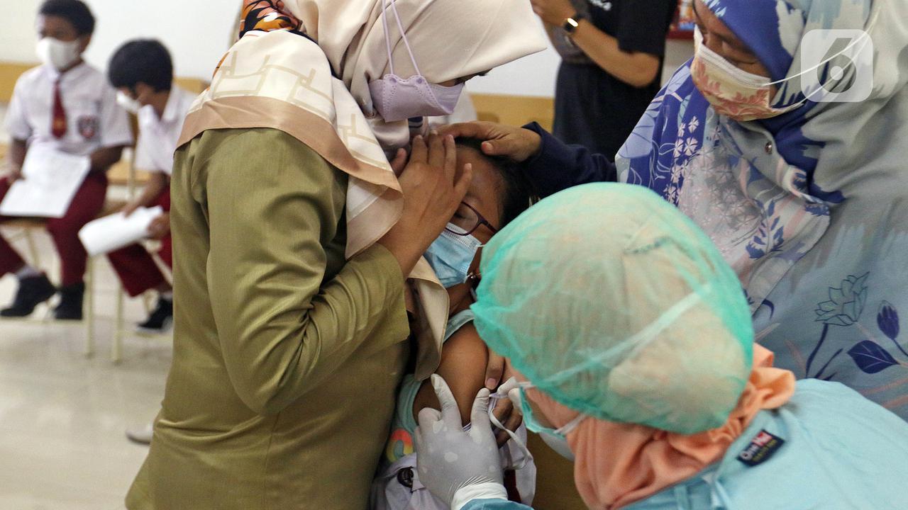 FOTO: Vaksinasi Covid-19 untuk Anak Usia 6-11 Tahun Mulai Dilaksanakan