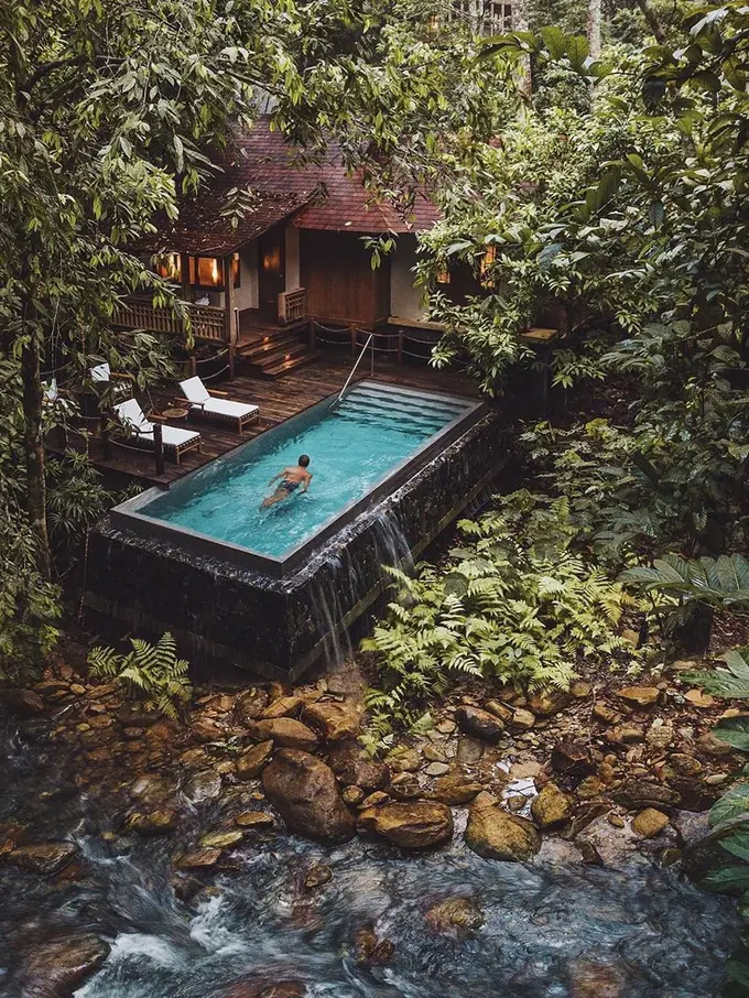 Kolam renang terindah di dunia