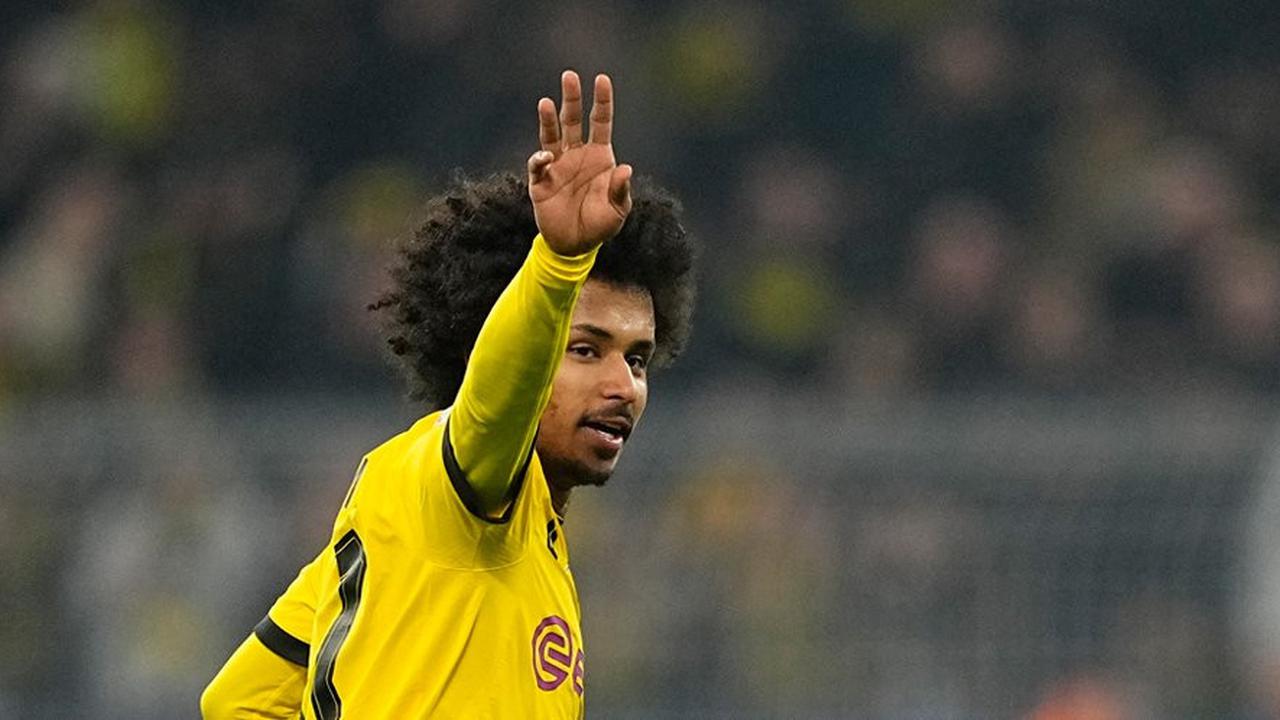 MU Digosipkan ingin Angkut Bintang Borussia Dortmund, Ini Kata Fabrizio Romano