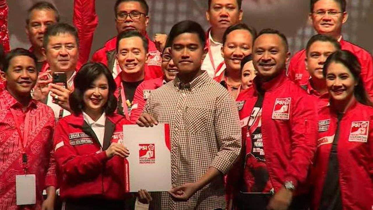 Kendati begitu, menurut Kaesang, politik juga dapat menentukan masa depan bangsa lebih baik.<br>