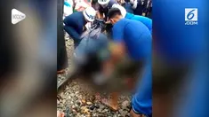 Berniat untuk menghindari orang gila, seorang wanita tertabrak kereta api hingga tewas.