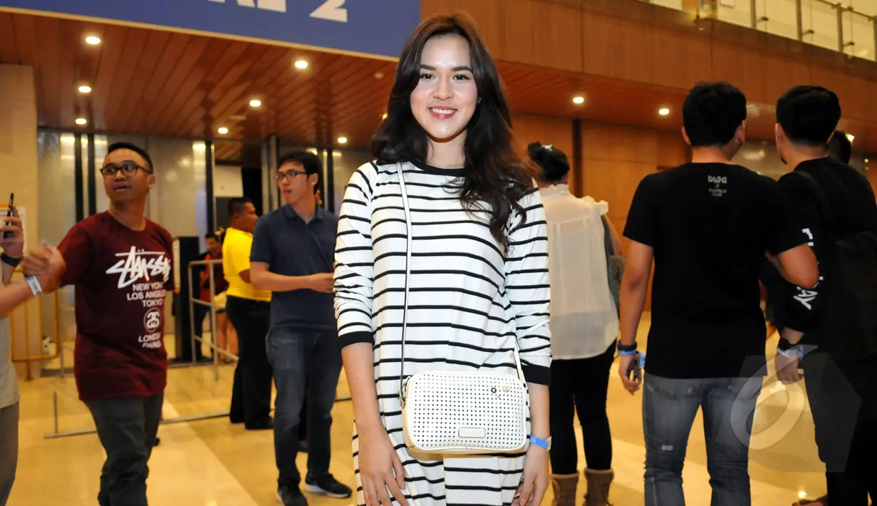 Raisa saat ditemui di Indonesia Convention Exhibition (ICE) untuk menonton konser Katy Perry, Tangsel (9/5/2015). (Liputan6.com/Panji Diksana)